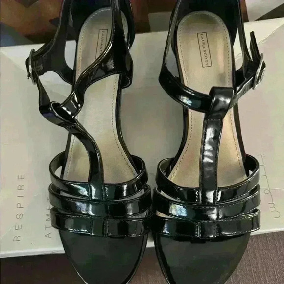 Size 9Women's Laura Scott Black Heels - Picture 3 of 9